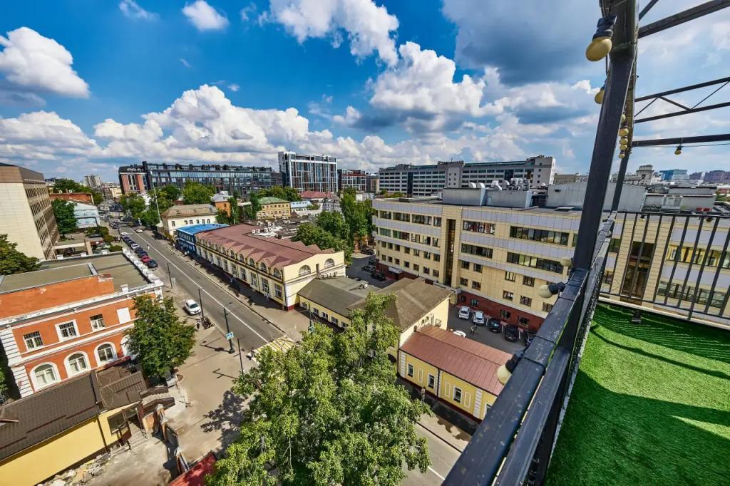 Mandarin Moskva Hotel