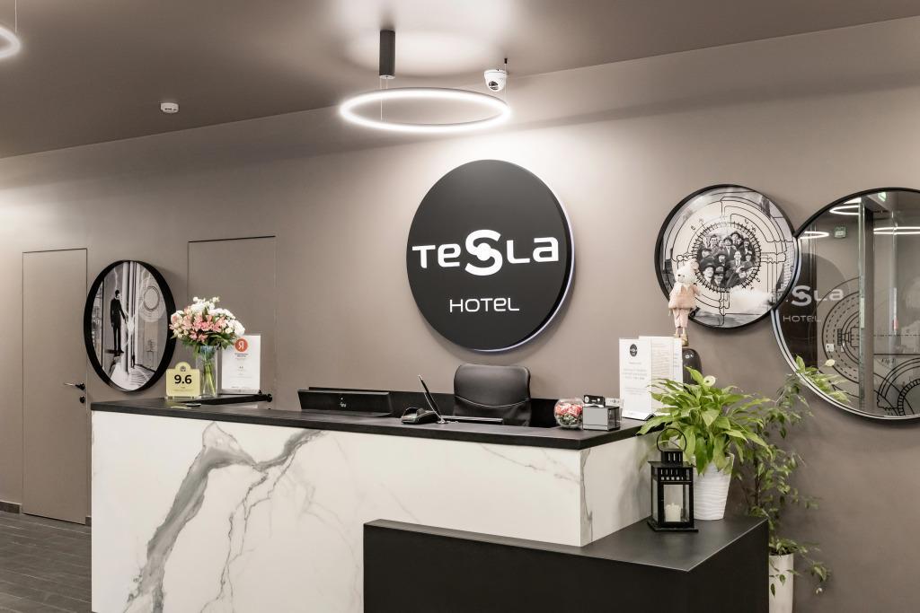 Tesla Hotel