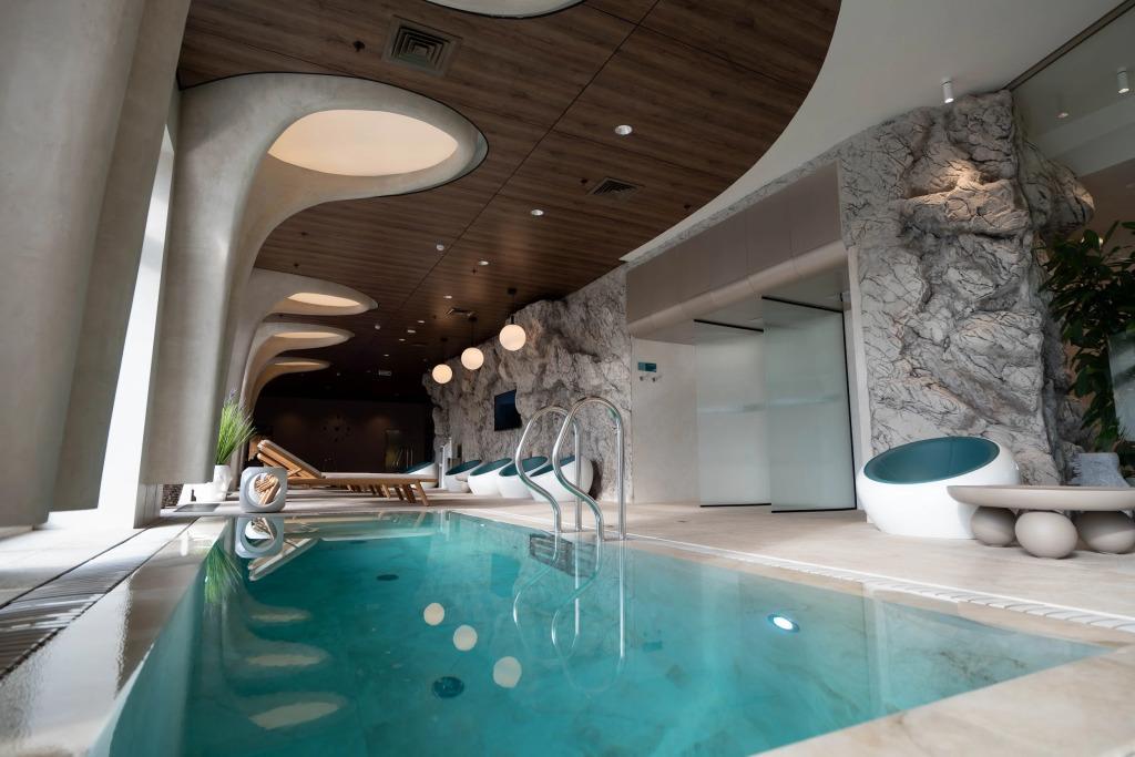 Palmira Art Hotel - Tap to explore photos