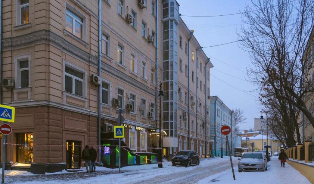 Mary Poppins Arbat Living quarters - Tap to explore photos