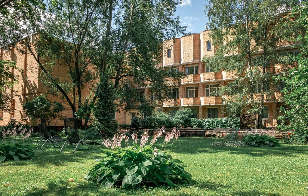 Sheremetyevsky Park Hotel - Tap to explore photos