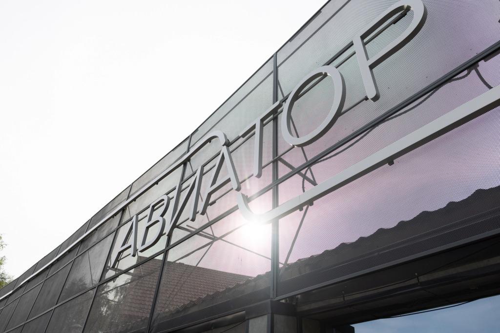 Aviator Hotel