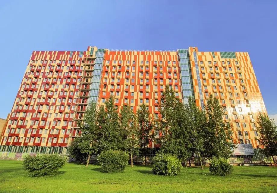 Set Apartamentov Green Park - Tap to explore photos