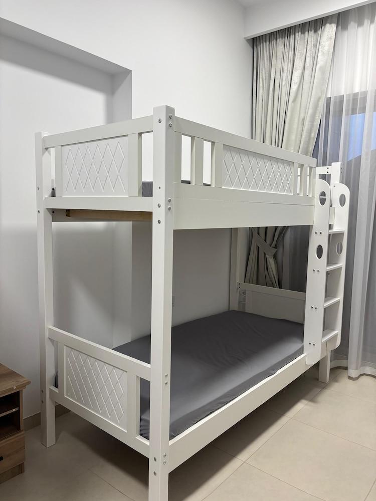 Dubai Hostel Bedspace and Backpackers Room Type - Executive Shared Dormitory, Mixed Dorm
