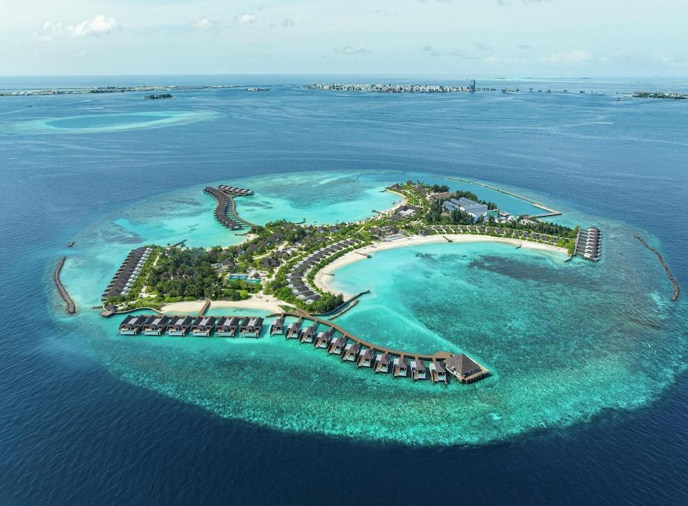 dusitD2 Feydhoo Maldives