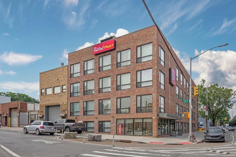 Red Roof Inn PLUS+ Brooklyn - 3rd Ave