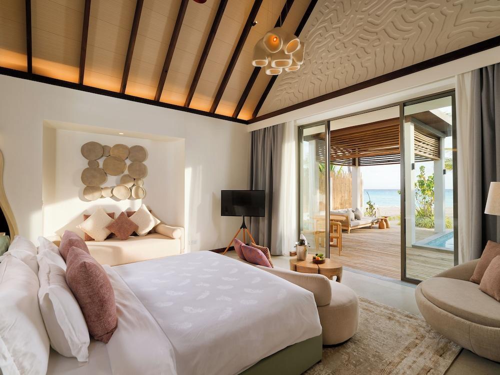 Meyyafushi Maldives Room Type - Beach Pool Villa