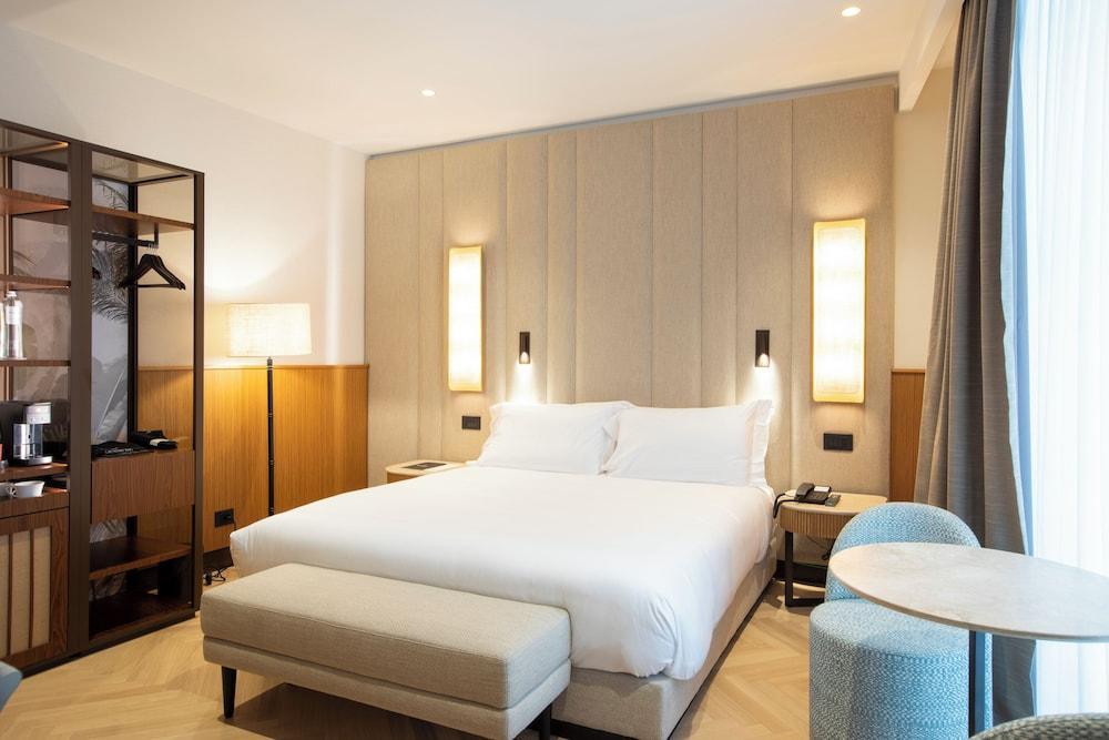 Circle6 Rome Room Type - Family Room