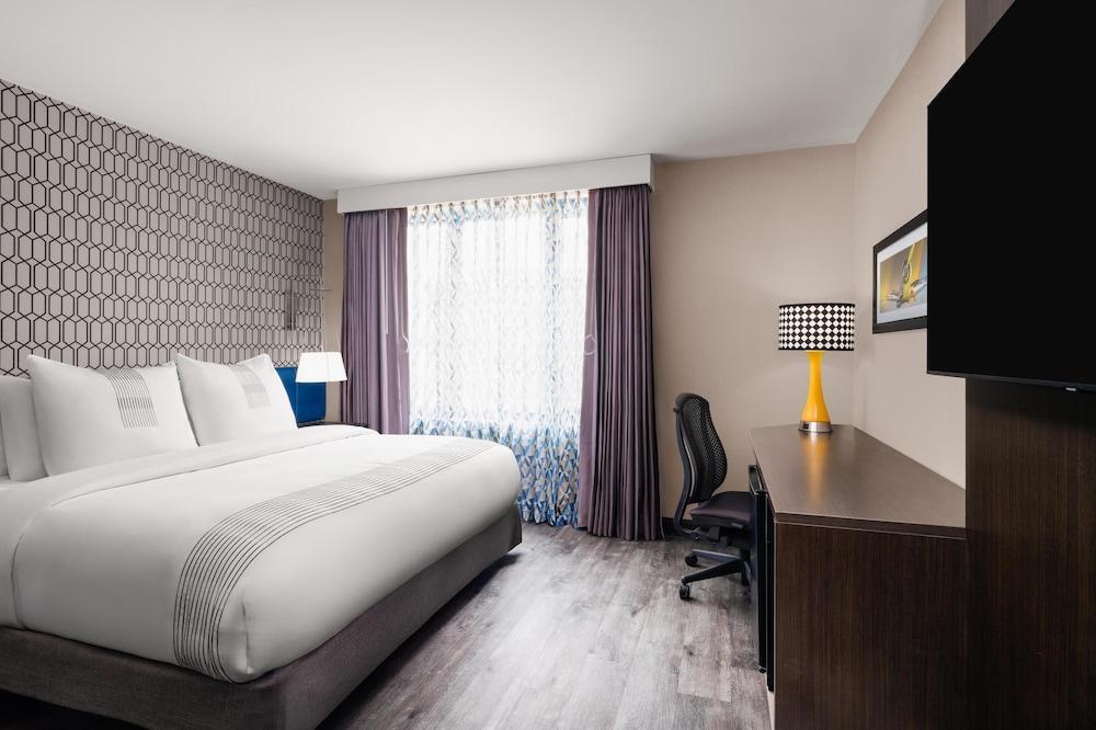GLō Best Western Bronx NYC