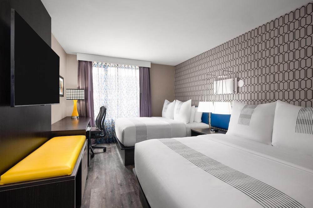 GLō Best Western Bronx NYC Room Type - Standard Room, 2 Queen Beds, Non Smoking (Shower Only) GLō Best Western Bronx NYC Room Type - Standard Room, 2 Queen Beds, Non Smoking (Shower Only)