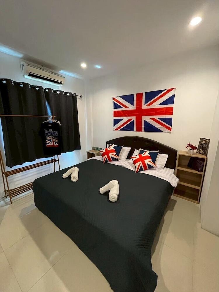 DANK hotel - Tap to explore photos