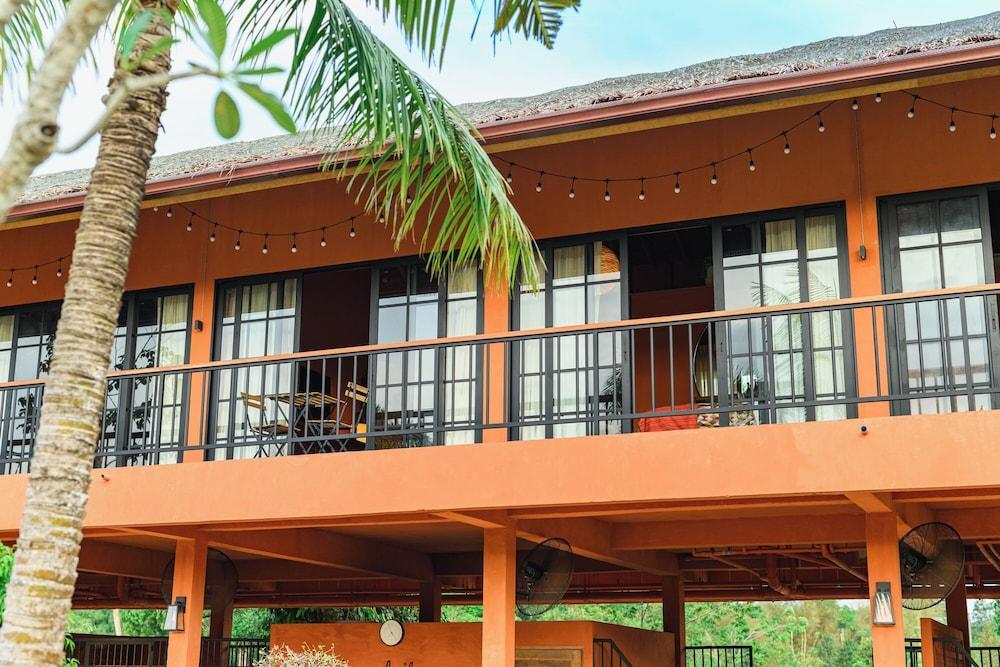 Niran Farm - Tap to explore photos