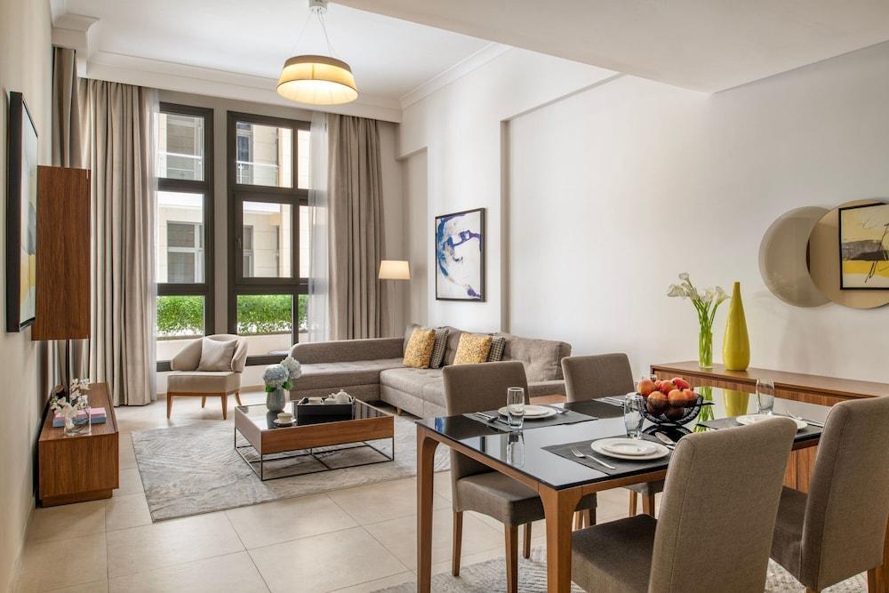 Marriott Executive Apartments Doha, Le Mirage City Walk Room Type - Standard Apartment, 1 Bedroom, Courtyard View