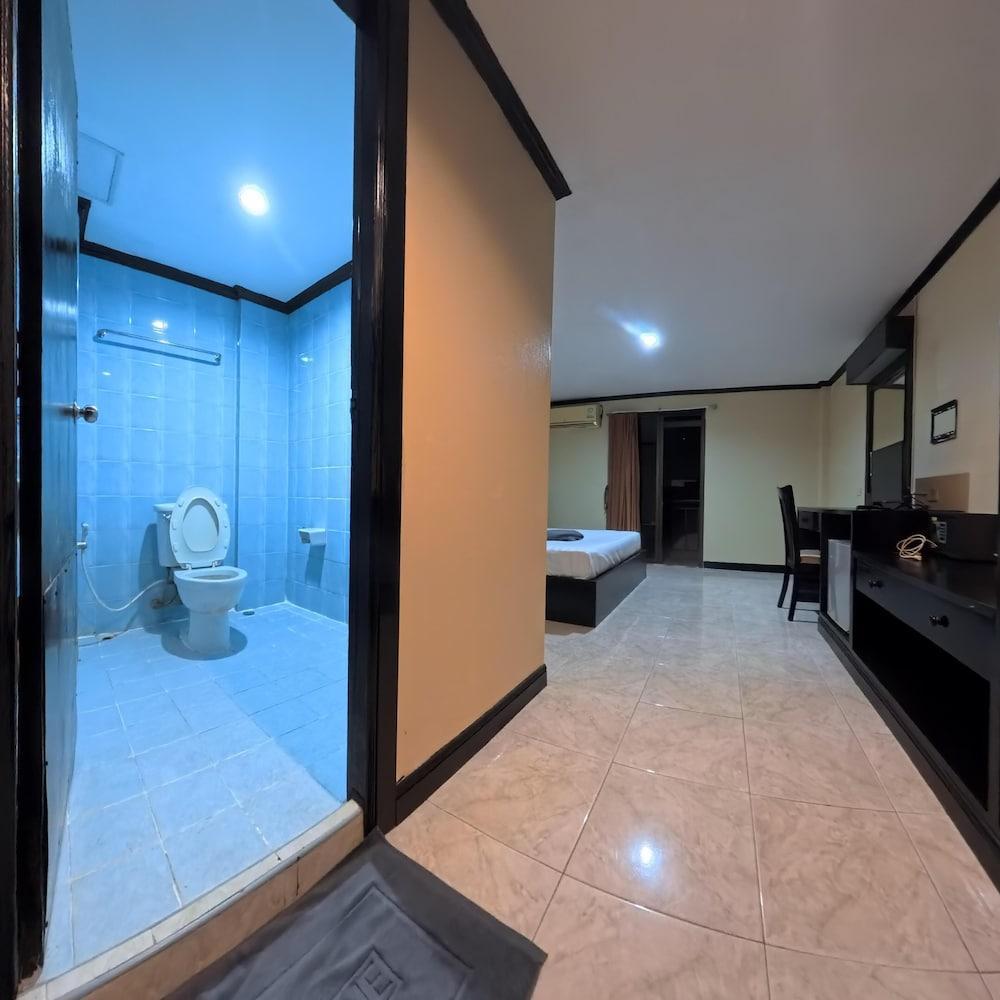 Stay 94 Patong Room Type - Double Room, City View