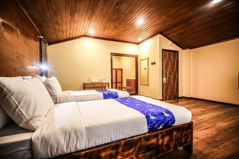 Paro Heritage Room Type - Deluxe Double or Twin Room, Balcony, Mountain View