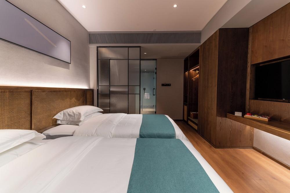 Yat hotel Room Type - Basic Twin Room, 2 Twin Beds