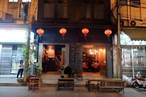 Stay On Sukhumvit 11 - Tap to explore photos