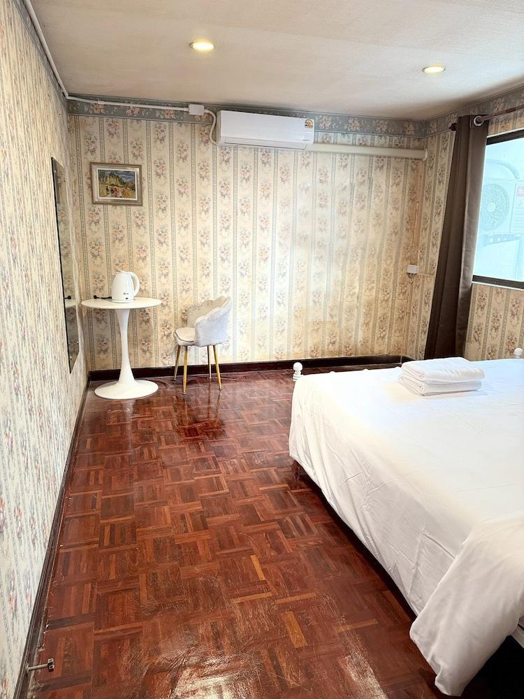 Stay On Sukhumvit 11 Room Type - Double Room