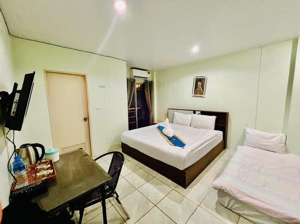 Blue Pearl Shore Room Type - Family Triple Room, Balcony, City View Blue Pearl Shore Room Type - Family Triple Room, Balcony, City View