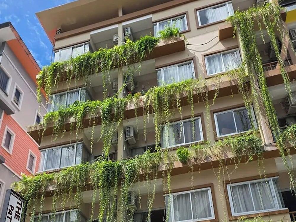 The Rock Patong Comfort Stay