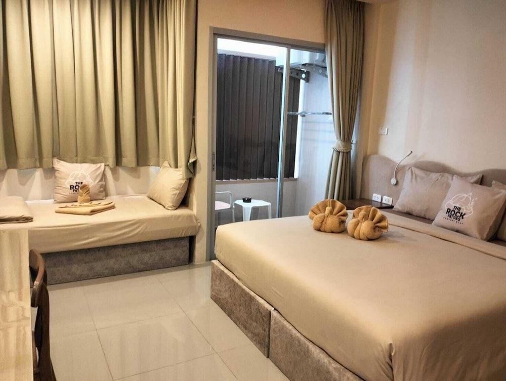 The Rock Patong Comfort Stay Room Type - Standard Triple Room