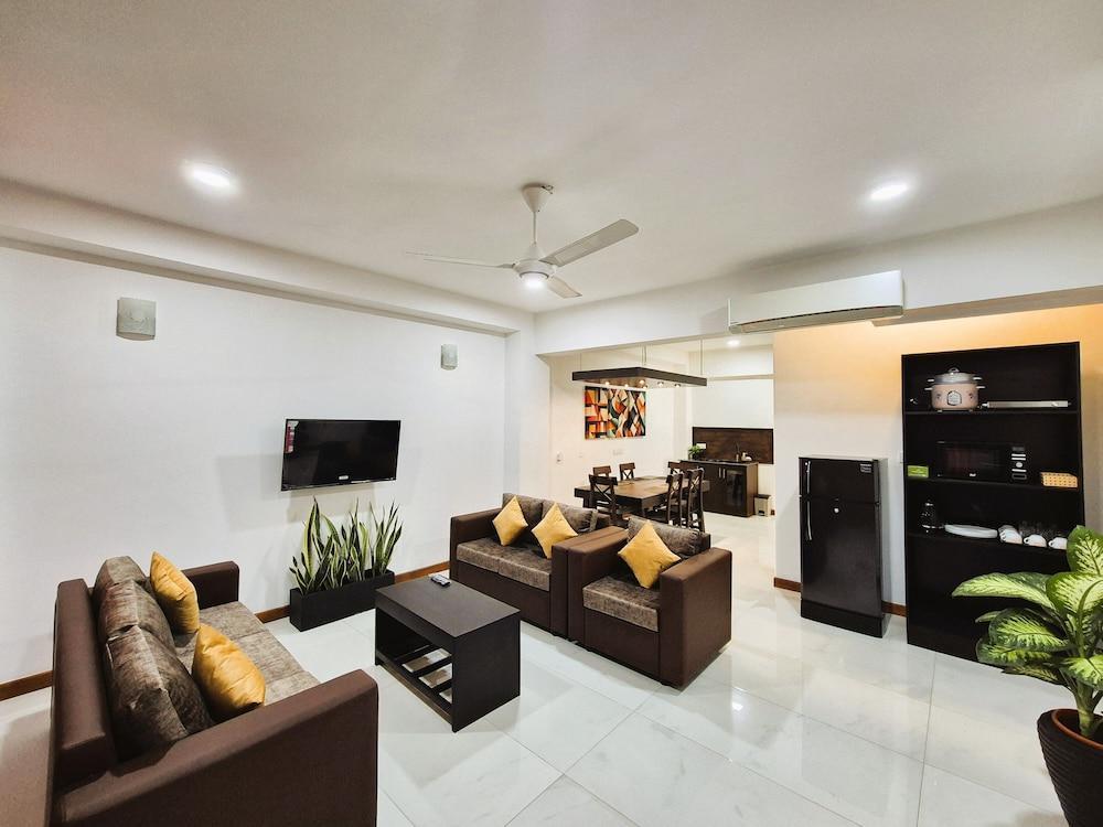Shiloh Apartments Room Type - Superior Apartment, City View