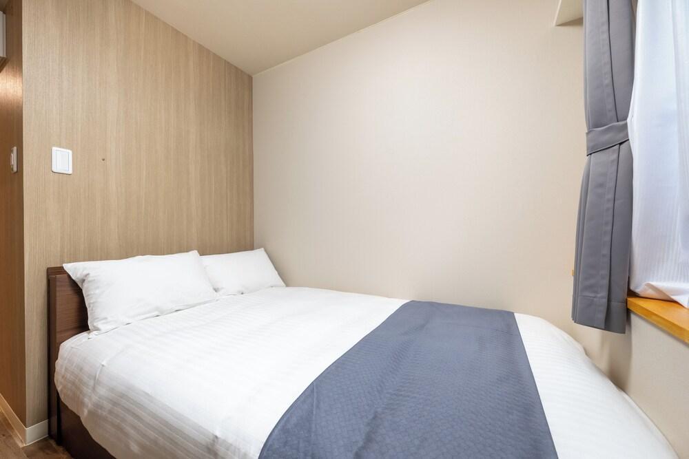 Sleep Inn Gotanda Room Type - Standard Double Room
