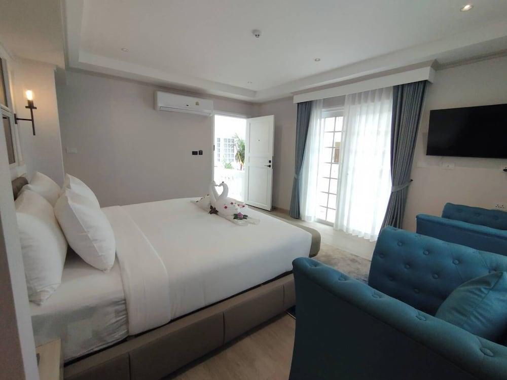 Villa Atchara Room Type - Grand Double Room, Non Smoking