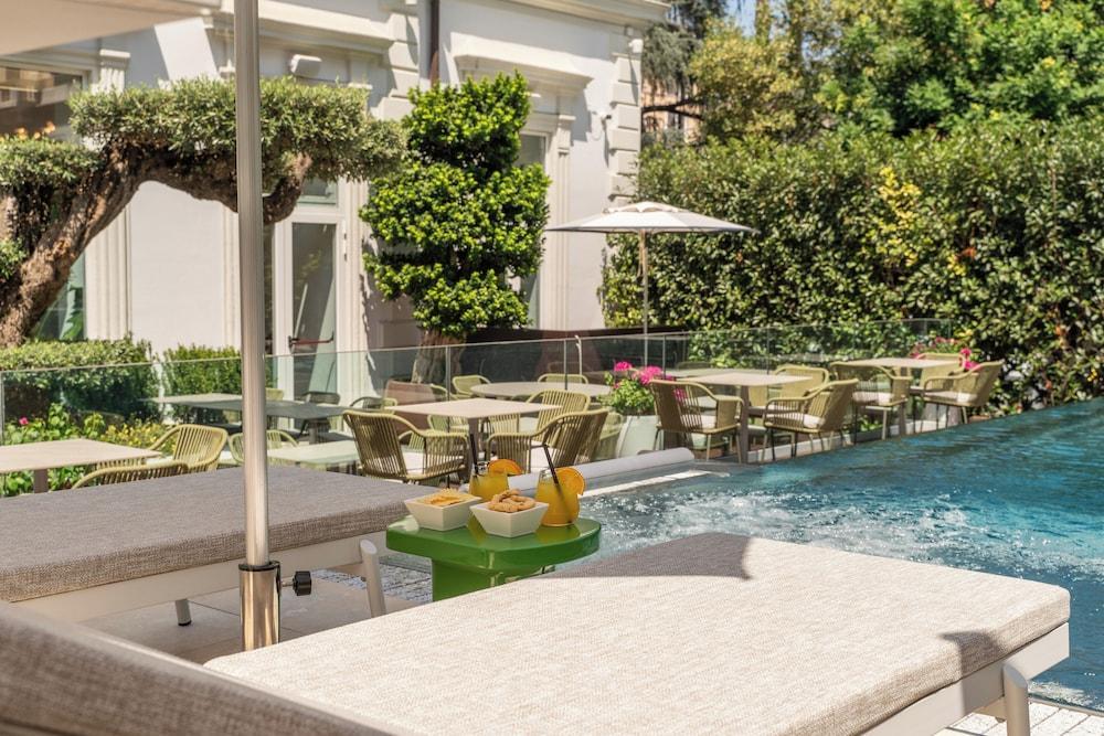 The Spotlight Boutique Hotel - Tap to explore photos