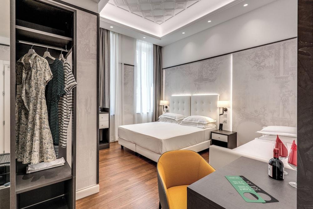 The Spotlight Boutique Hotel Room Type - Superior Triple Room