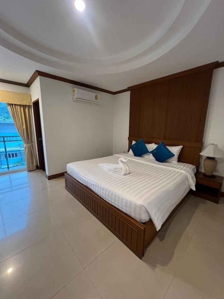 SK Residence And Restaurant Patong Room Type - Superior Double Room, Balcony, Mountain View