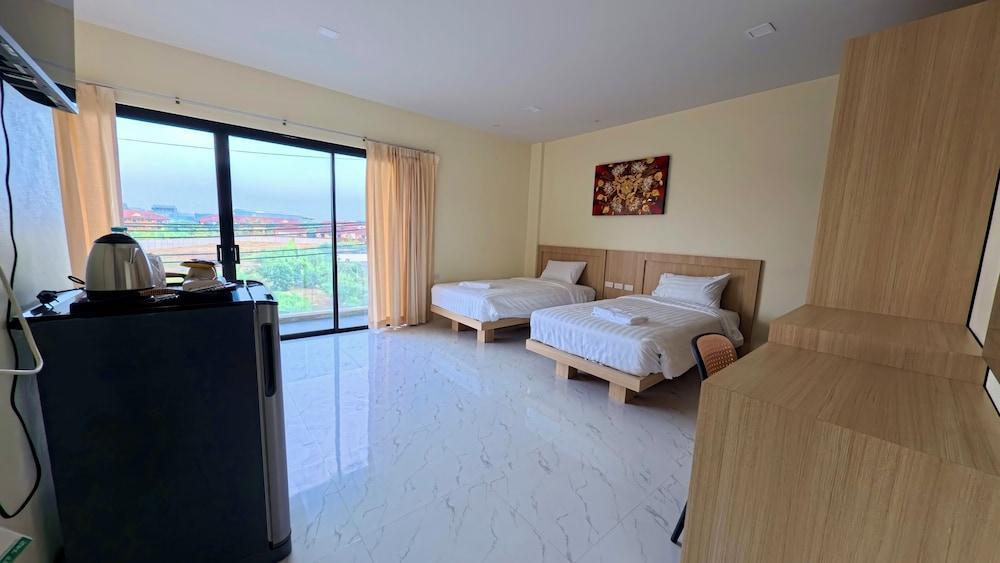 Baan Phu Chalong Place Room Type - Luxury Twin Room
