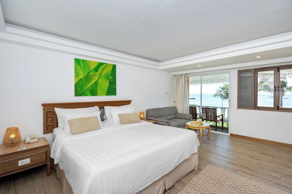 The Taksim Royal Beachfront Resort Room Type - Deluxe Double/Twin Room with Balcony Seaview