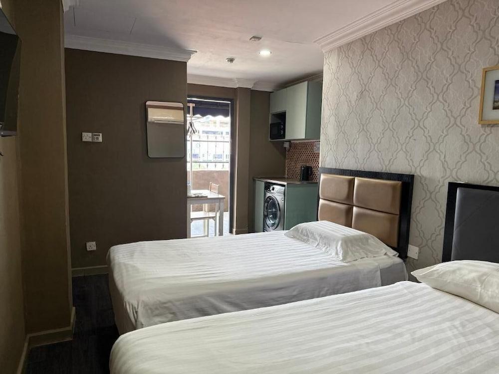 The Quay Hotel Bugis Room Type - Premium Triple Room, City View