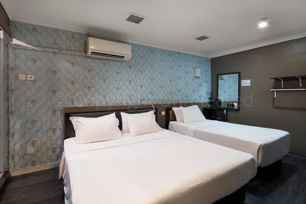 The Quay Hotel Bugis Room Type - Standard Triple Room (No Windows)