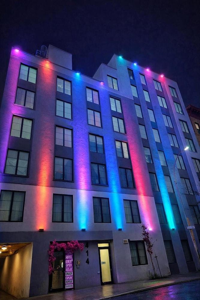 ROSE HOTEL BRONX