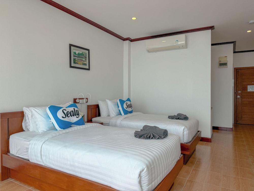 ClayHouse SAMUI Boutique Hotel Room Type - Seaview Cozy Twin