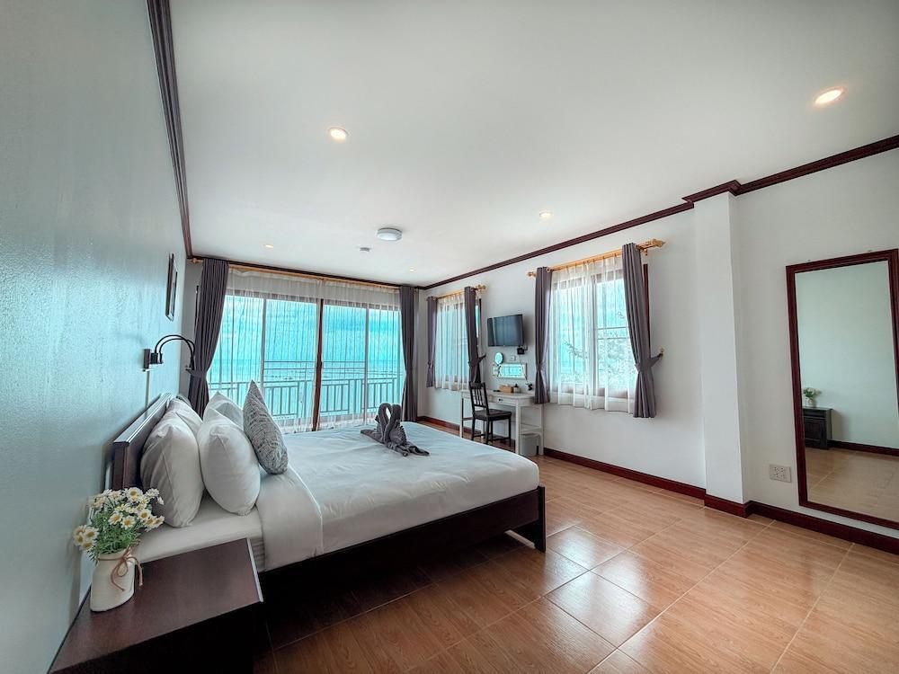 ClayHouse SAMUI Boutique Hotel Room Type - Seaview Comfort King
