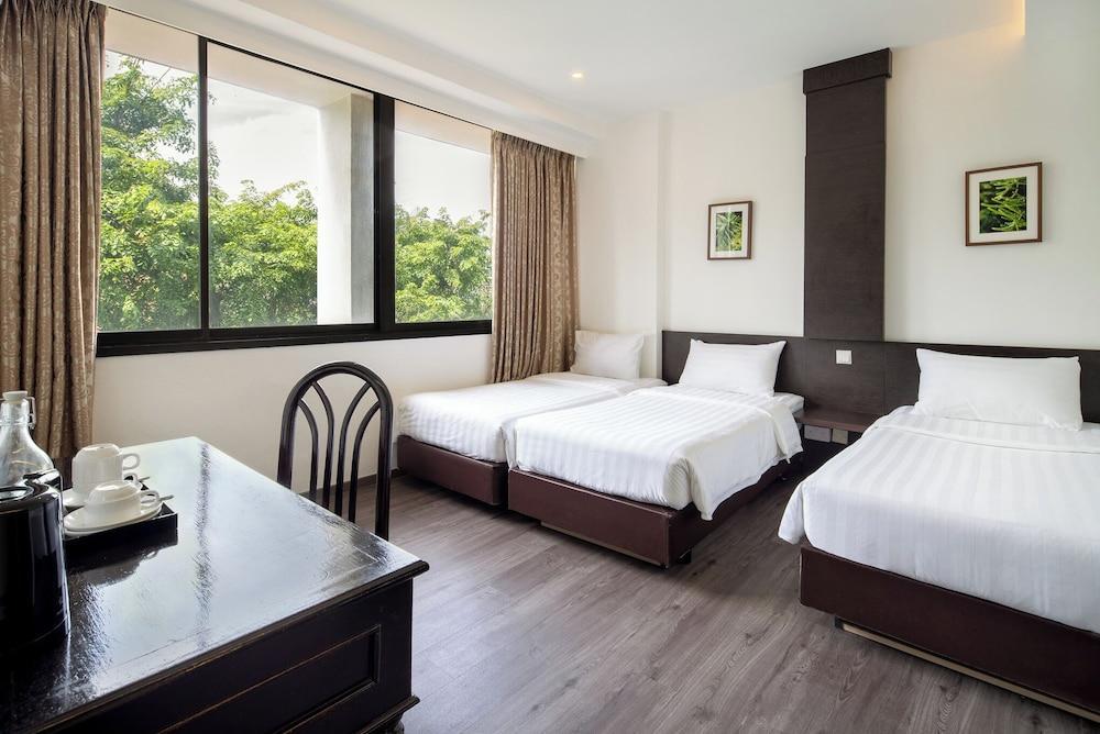 The Quay Hotel Little India Room Type - Triple Room, City View