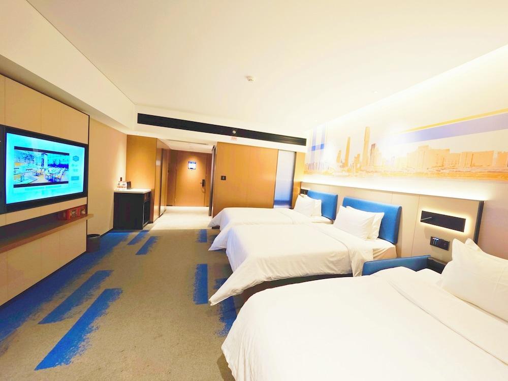 Hampton By Hilton Guangzhou Railway Station Room Type - Business Triple Room