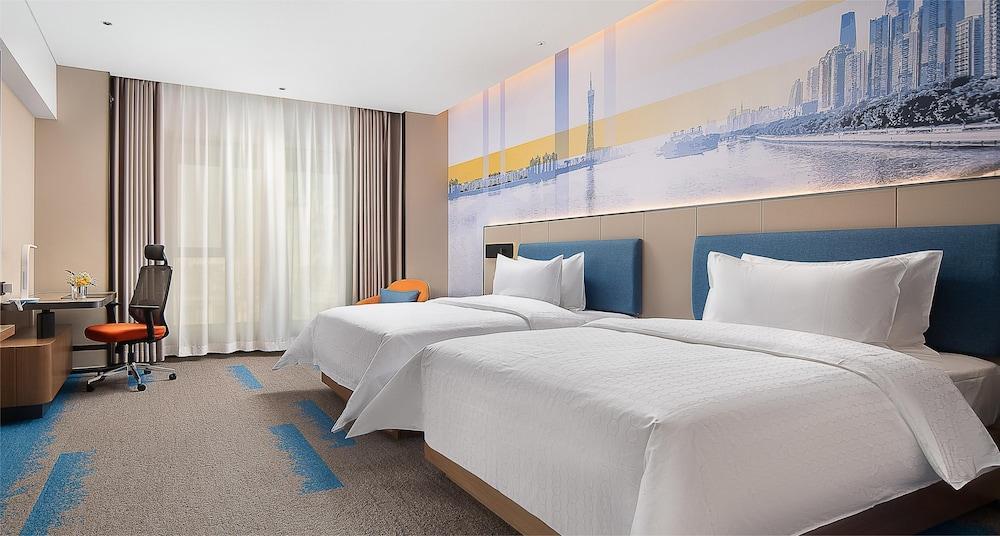 Hampton By Hilton Guangzhou Railway Station Room Type - Business Double Room