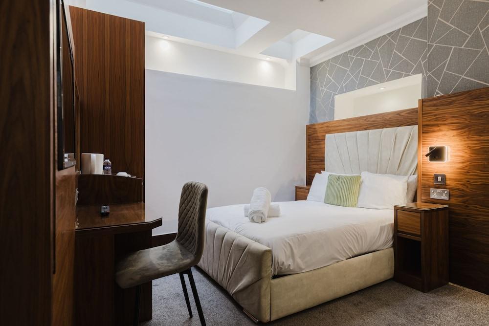 The Gate Hotel Room Type - Standard Double Room, Ensuite