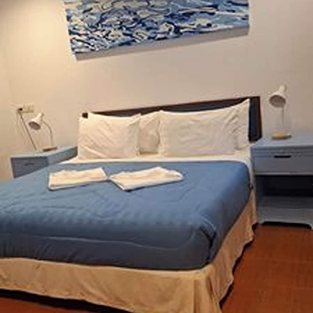 Oceanview Bungalows by EAT, Karon Beach Room Type - Standard Bungalow
