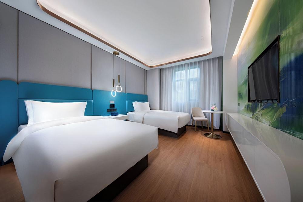 Jinglai Hotel Jing'an District Store Room Type - Superior Twin Room, City View