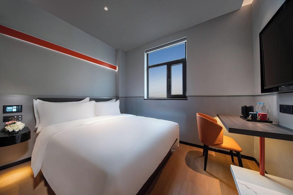 Jinglai Hotel Jing'an District Store Room Type - Basic Double Room