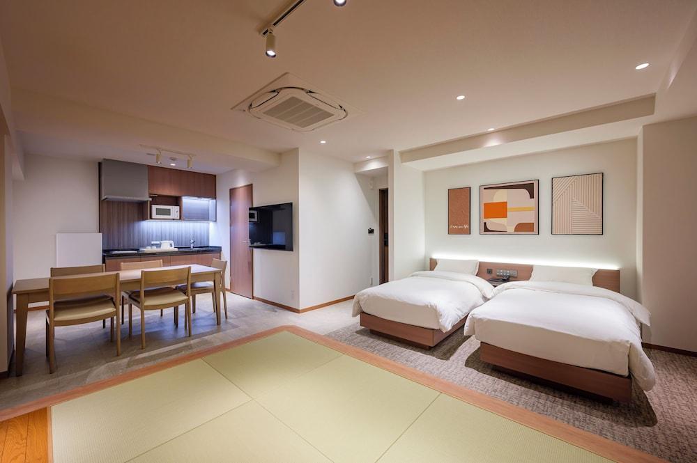COCOYO HOTEL Otsuka Room Type - Family Room