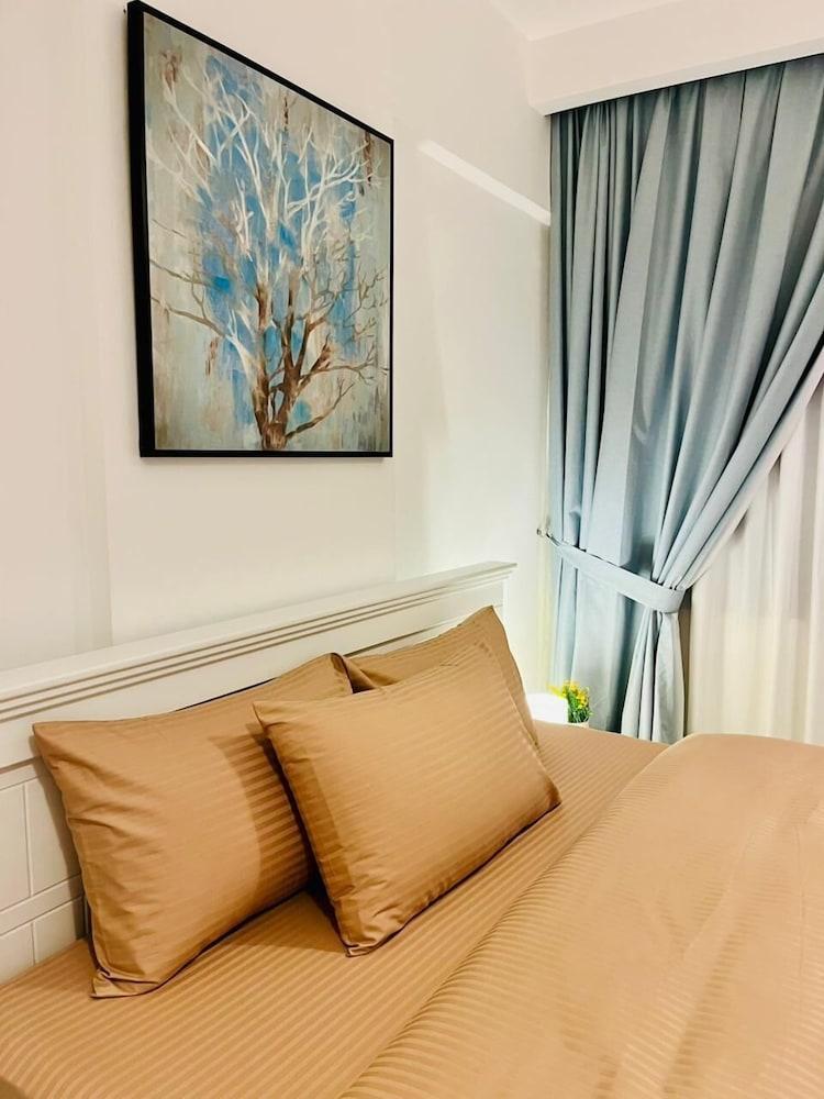 DSV Property Room Type - Deluxe Double Room