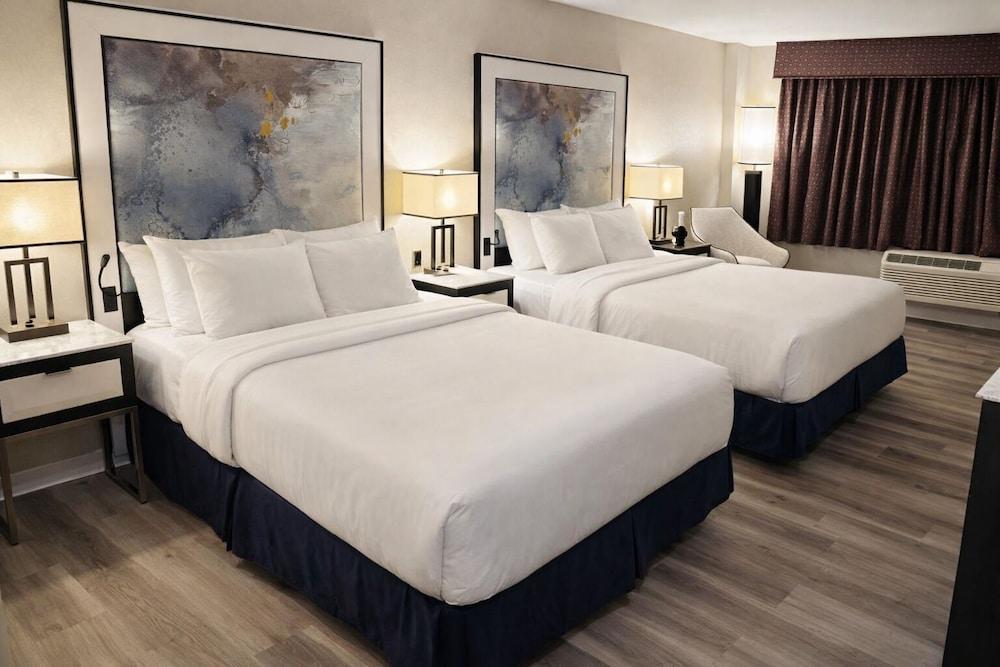 NOVA HOTEL BRONX Room Type - Deluxe Double Room