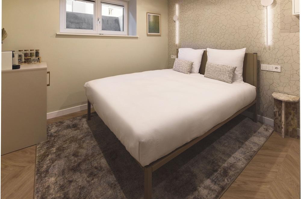 Zenstay Hotel Amsterdam - Zaandam Room Type - The Essential