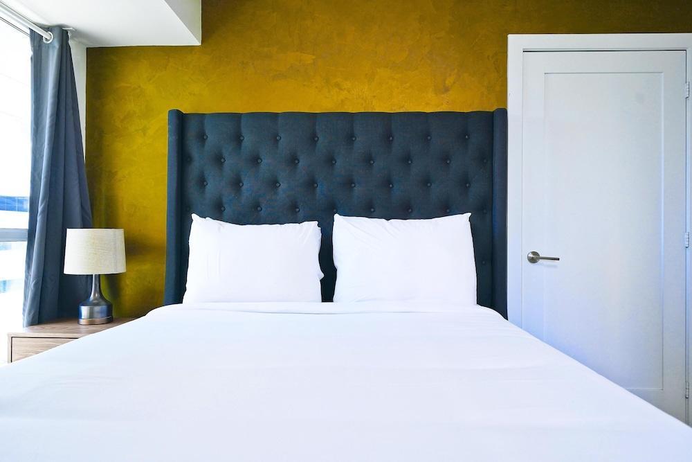 Union and Front Suites